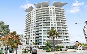 Wings Apartments - Q Stay